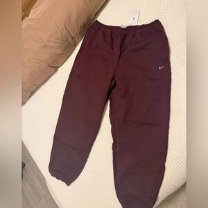 Nike Men's Burgundy Sweatpants